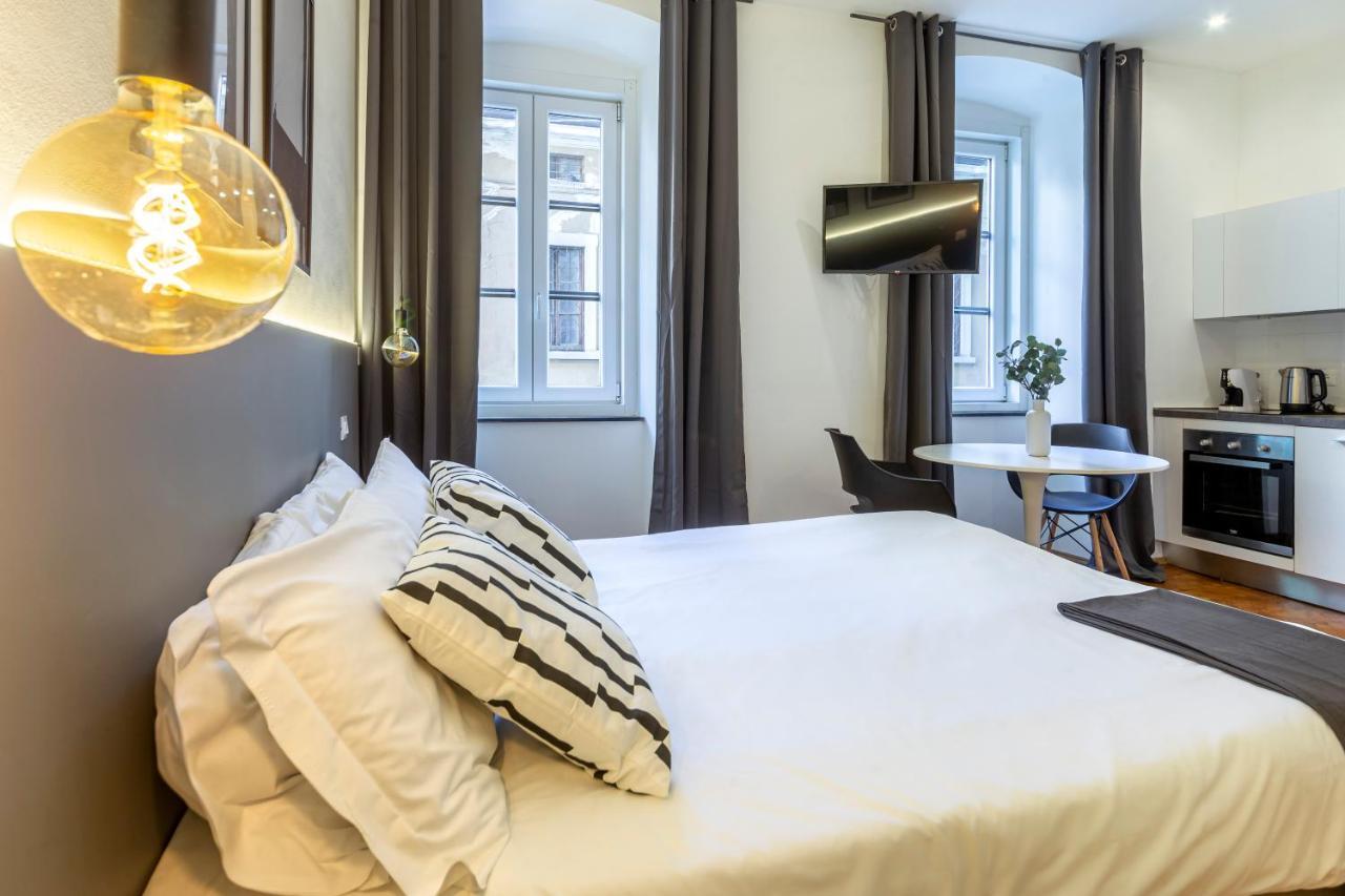 Amazing Studio In The City Center + Wifi Trieste Exterior foto