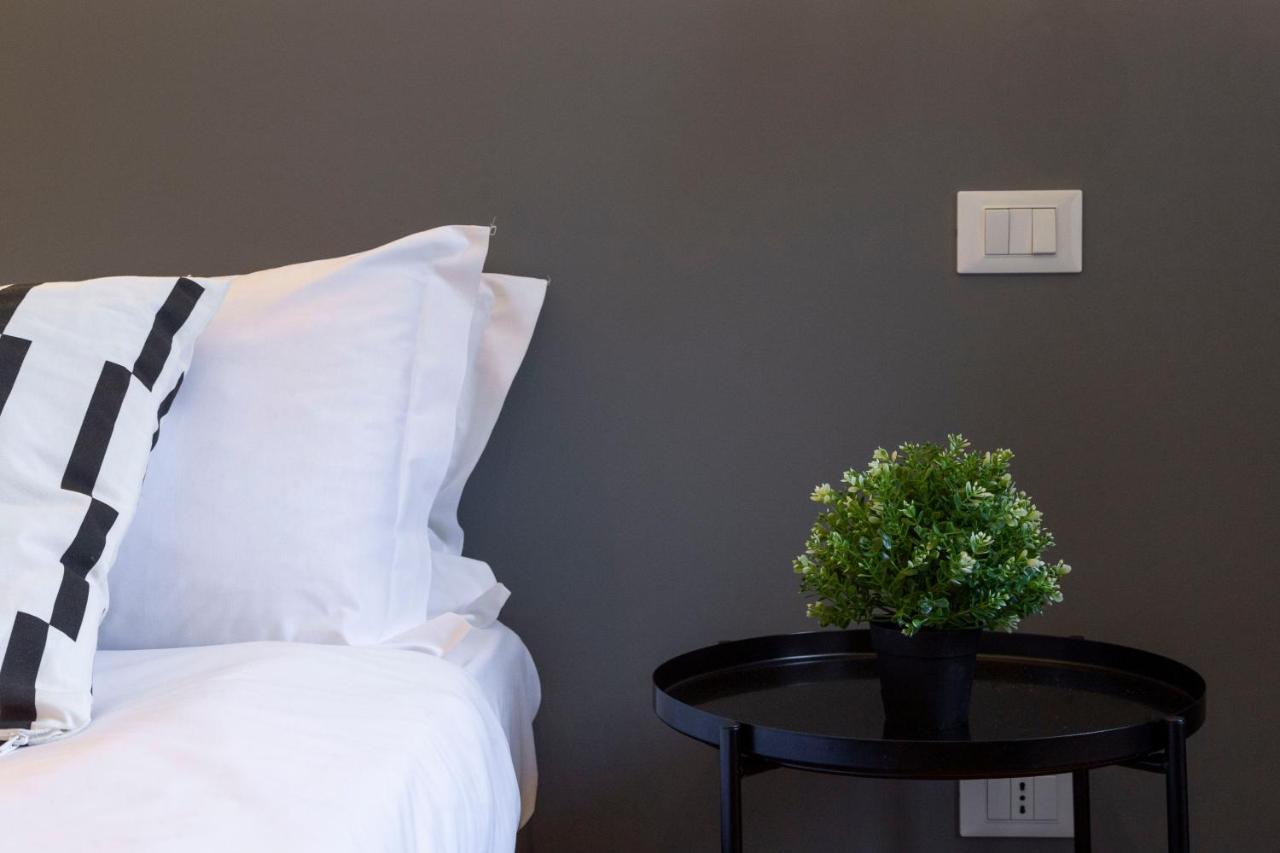 Amazing Studio In The City Center + Wifi Trieste Exterior foto